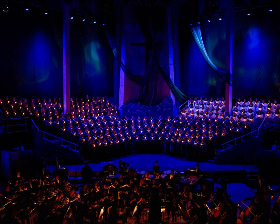 Live Streaming Christmas in Christ Chapel